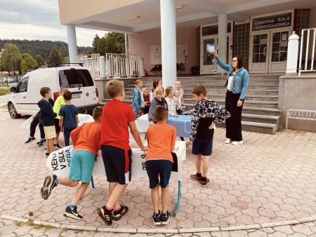 Počitniško in razgibano na Ravnah (14)